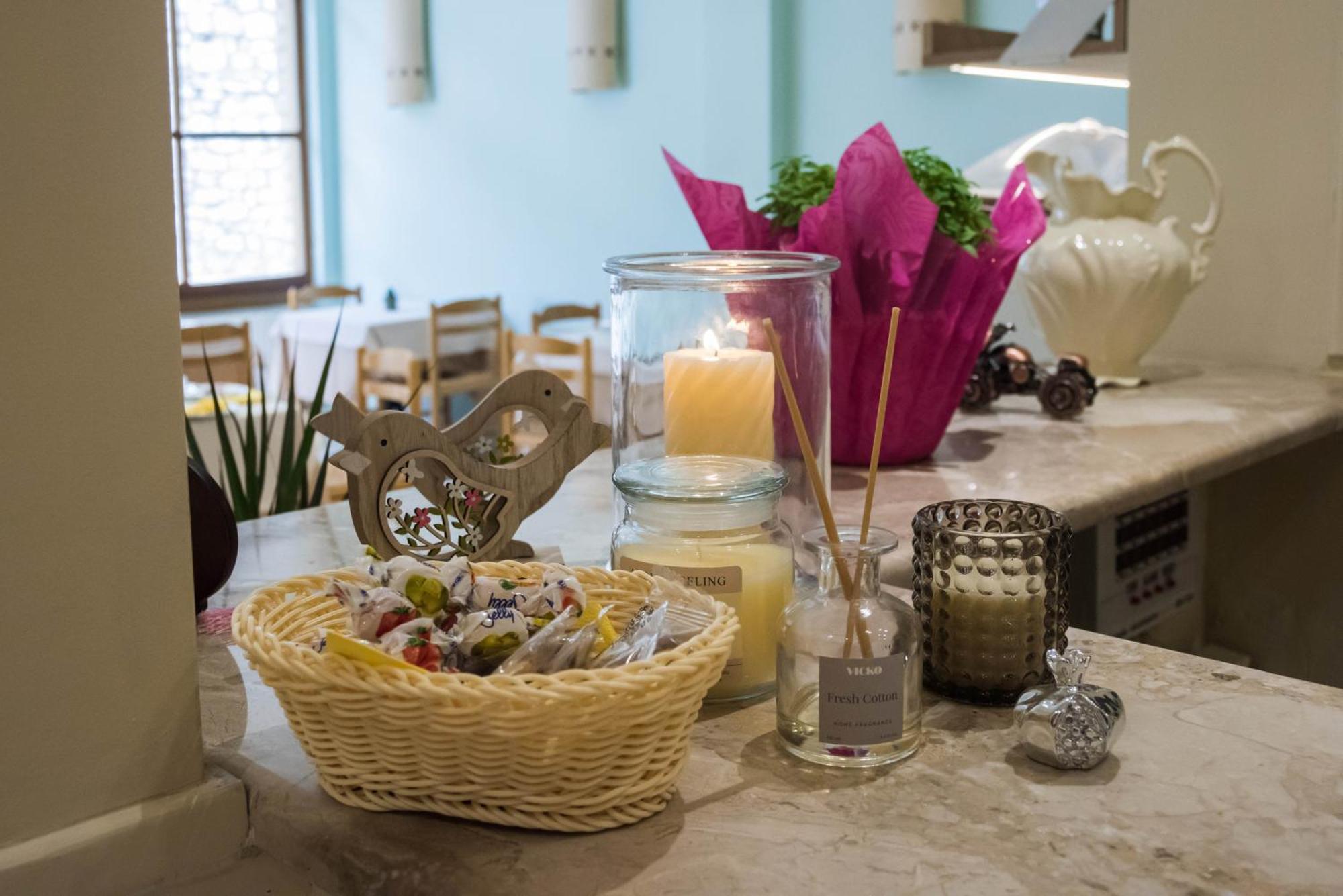 Tholos Hotel Дельфы Экстерьер фото